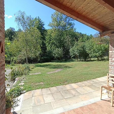 I Suoni Del Bosco Hotel Casalborgone ภายนอก รูปภาพ
